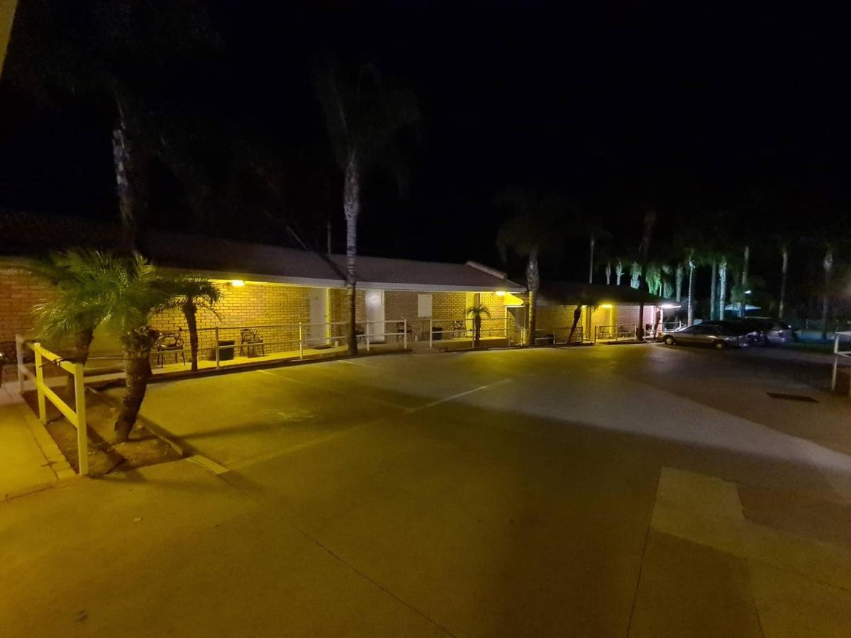 Sun River Resort Buronga - Милдьюра Экстерьер фото